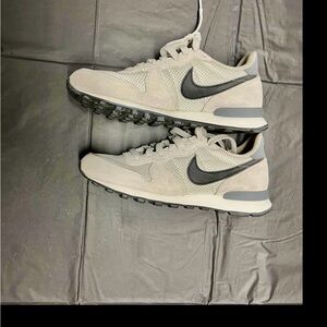 Nike Off-White Athletic Shoes